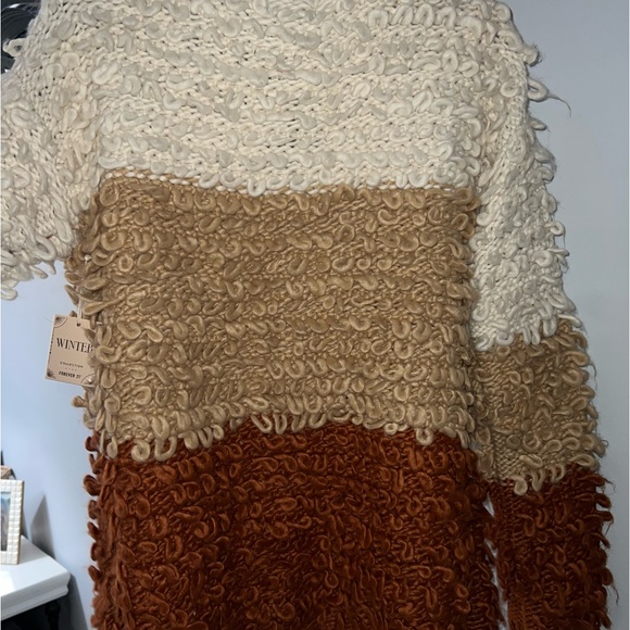 NWT chunky cardigan - Picture 2 of 5